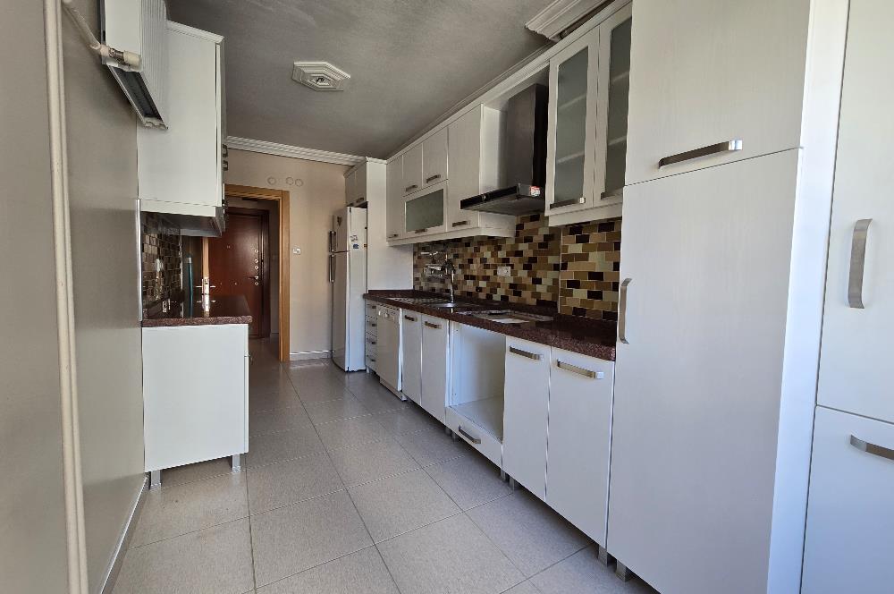 Üsküdar’ın Kalbinde, Kız Kulesi’ne Komşu Yaşam!