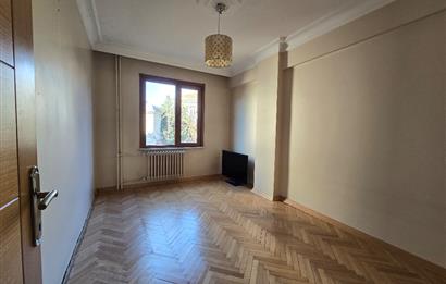 Üsküdar’ın Kalbinde, Kız Kulesi’ne Komşu Yaşam!