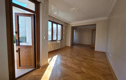 Üsküdar’ın Kalbinde, Kız Kulesi’ne Komşu Yaşam!