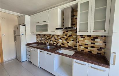 Üsküdar’ın Kalbinde, Kız Kulesi’ne Komşu Yaşam!