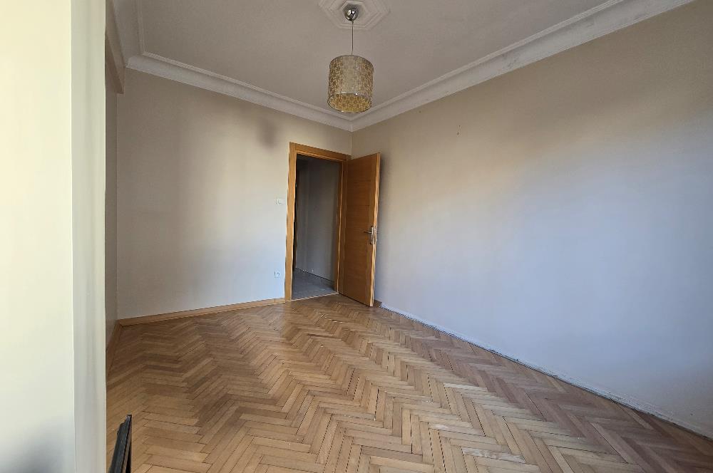 Üsküdar’ın Kalbinde, Kız Kulesi’ne Komşu Yaşam!