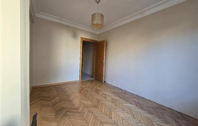 Üsküdar’ın Kalbinde, Kız Kulesi’ne Komşu Yaşam!