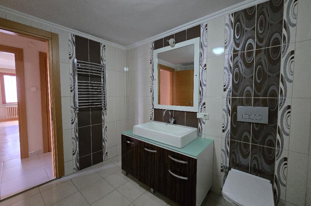 Üsküdar’ın Kalbinde, Kız Kulesi’ne Komşu Yaşam!