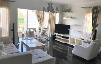 Asarlık'ta Deniz Manzaralı, 4.5+1 Üst Kat Denize Sıfır Daire 