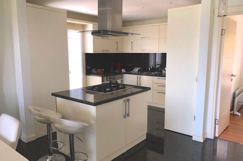 Asarlık'ta Deniz Manzaralı, 4.5+1 Üst Kat Denize Sıfır Daire 