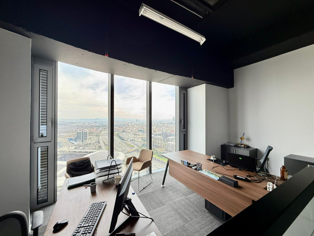 Skyland Satılık Ofis 227m2 Dekorasyonlu Vadistanbul
