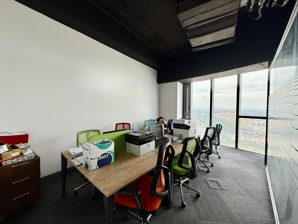 Skyland Satılık Ofis 227m2 Dekorasyonlu Vadistanbul
