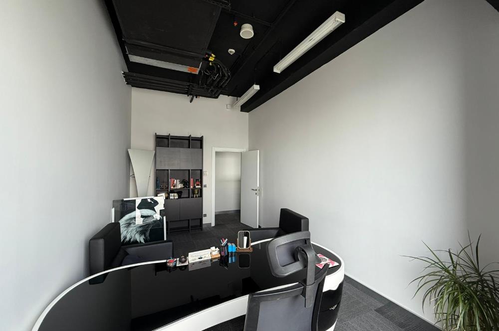 Skyland Satılık Ofis 227m2 Dekorasyonlu Vadistanbul