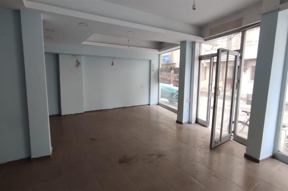 C21Cius; Cumartesi Pazarı Civarı Kiralık Dükkan