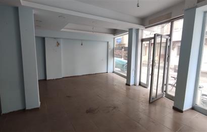 C21Cius; Cumartesi Pazarı Civarı Kiralık Dükkan
