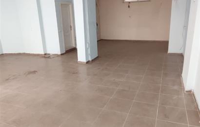 C21Cius; Cumartesi Pazarı Civarı Kiralık Dükkan