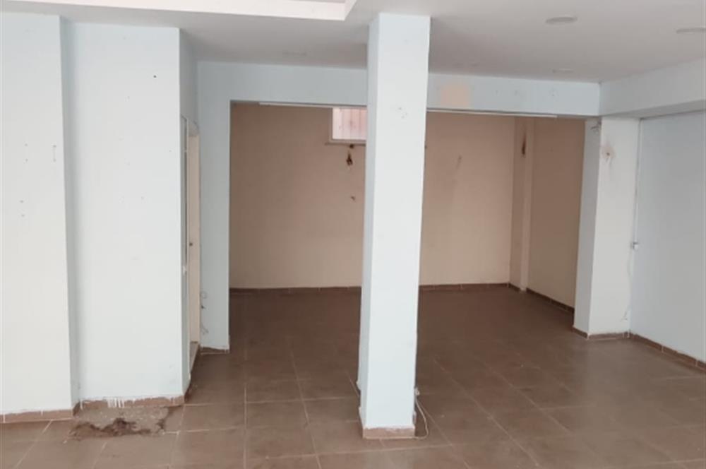 C21Cius; Cumartesi Pazarı Civarı Kiralık Dükkan