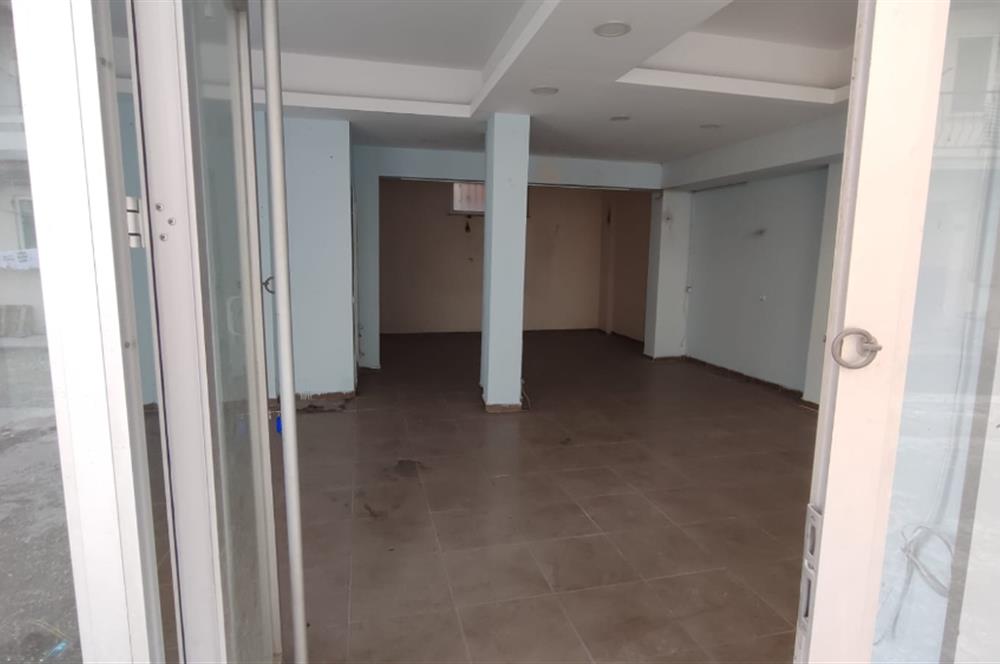 C21Cius; Cumartesi Pazarı Civarı Kiralık Dükkan