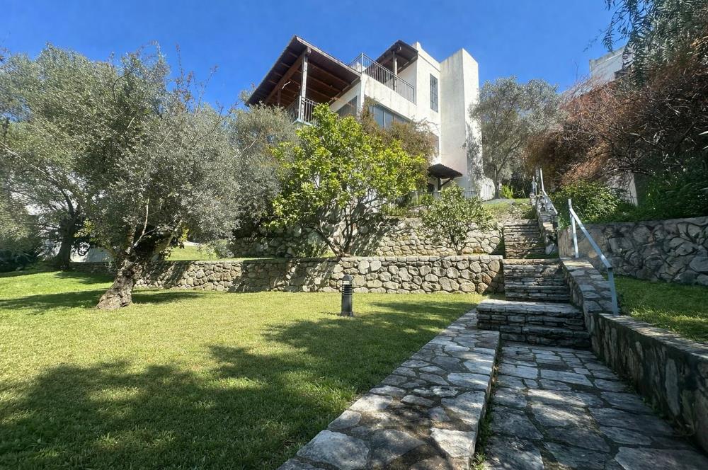 Bodrum Gölköy de Satılık Müstakil Asansörlü Villa