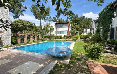 Bodrum Konacık 3+1 Düz Ayak Satılık Bahçeli Daire