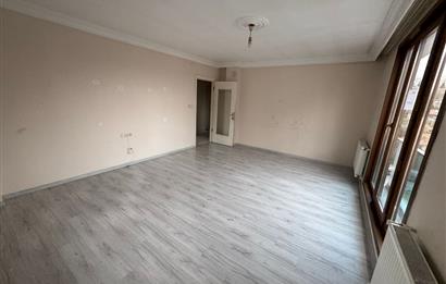 SATILIK 2+1 FERAH KULLANIM ALANLI DAİRE..