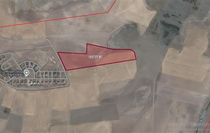 YAVRUCUK MAHALLESİ'NDE TARLA