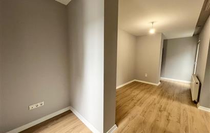 Ayazağa green pine sitesi satılık boş 3+1
