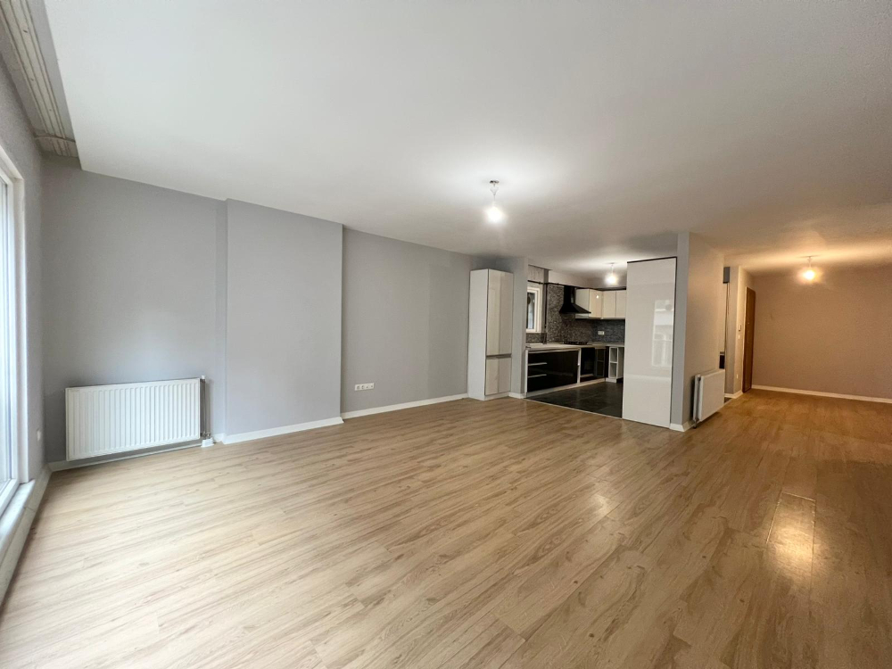 Ayazağa green pine sitesi satılık boş 3+1