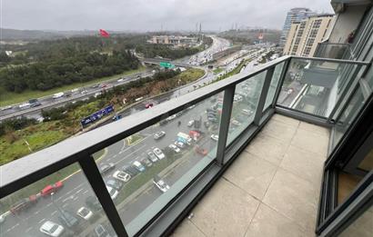 5.levent torunlarda satılık boş 1+1 yüksek kat 