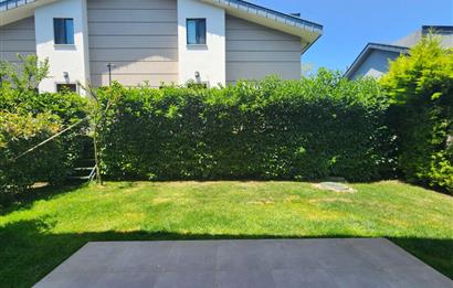 Lotus Bağ Sitesi'nde 4+1 Kiralık Villa