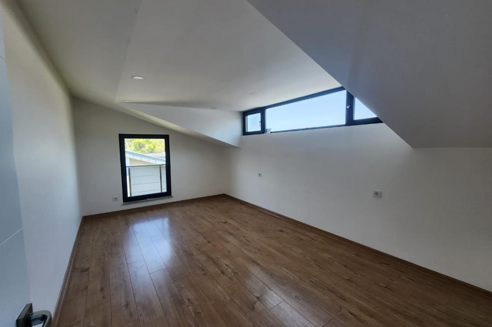 Lotus Bağ Sitesi'nde 4+1 Kiralık Villa