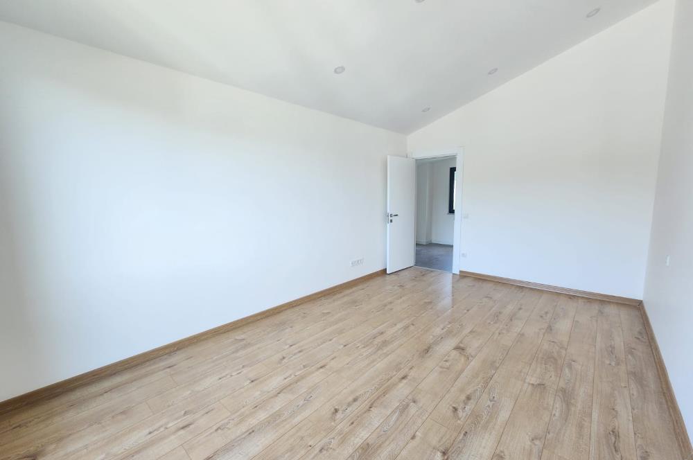 Lotus Bağ Sitesi'nde 4+1 Kiralık Villa