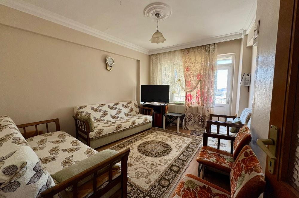 C21 LOCA'DAN KARESİ AVM YANI EŞYALI KİRALIK 2+1