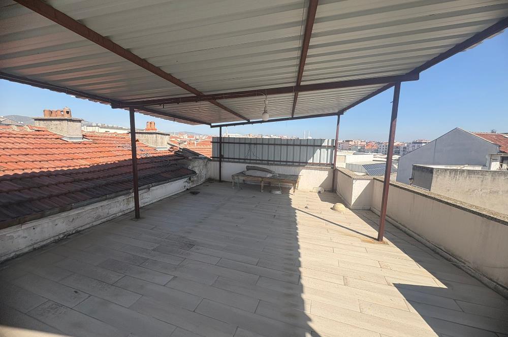 C21 LOCA'DAN KARESİ AVM YANI EŞYALI KİRALIK 2+1