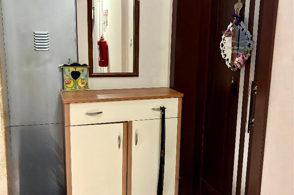 C21 LOCA'DAN ALTIEYLÜLDE SATILIK 2+1 DAİRE