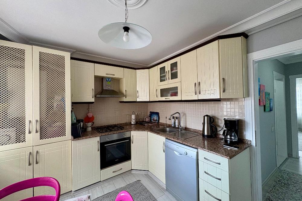 C21 LOCA'DAN ALTIEYLÜLDE SATILIK 2+1 DAİRE