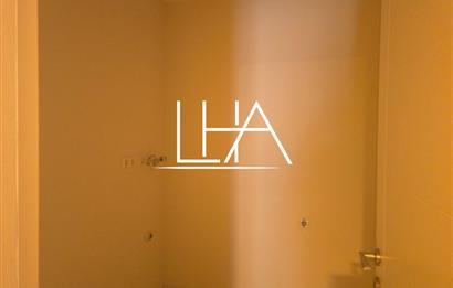 C21'DEN GÖKMAHAL SİTESİ'NDE ÇOK GENİŞ ARA KAT SATILIK DAİRE