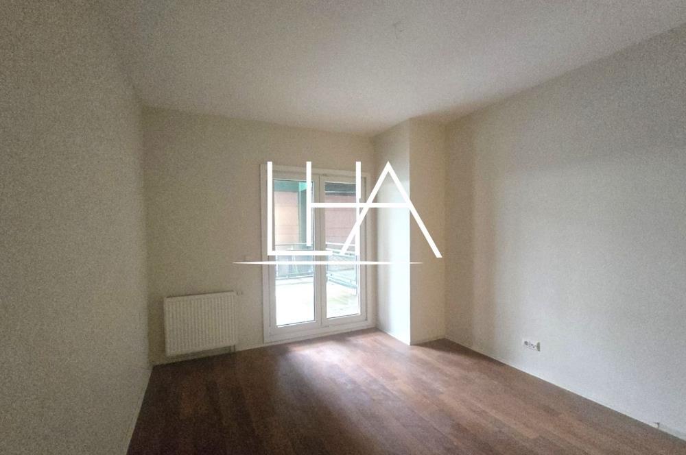 C21'DEN GÖKMAHAL SİTESİ'NDE ÇOK GENİŞ ARA KAT SATILIK DAİRE