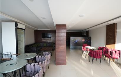 C21 Cius; Sahile Cephe Satılık Dükkan