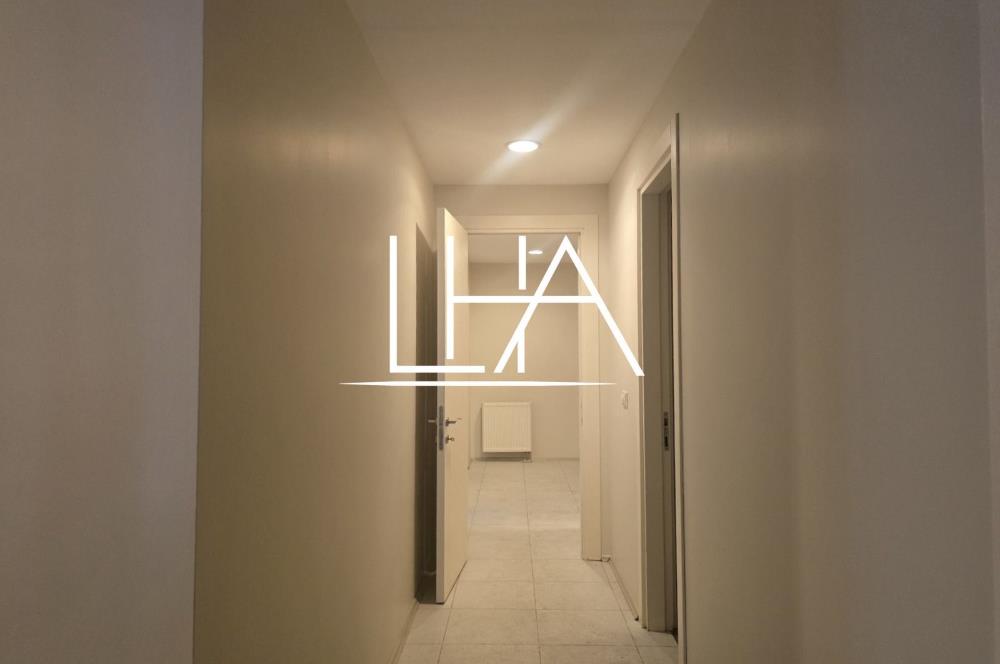 C21'DEN GÖKMAHAL SİTESİ'NDE ÇOK GENİŞ ARA KAT SATILIK DAİRE