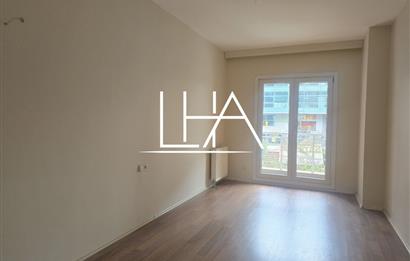 C21'DEN GÖKMAHAL SİTESİ'NDE ÇOK GENİŞ ARA KAT SATILIK DAİRE