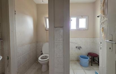 21 Cius; Satılık 1+1 Daire: Klima, Soba, Çelik Kapı, 60m² Net