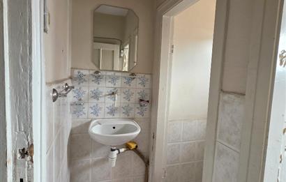 21 Cius; Satılık 1+1 Daire: Klima, Soba, Çelik Kapı, 60m² Net