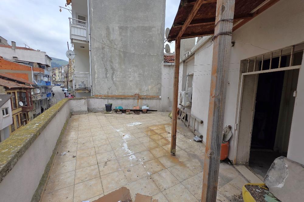 21 Cius; Satılık 1+1 Daire: Klima, Soba, Çelik Kapı, 60m² Net