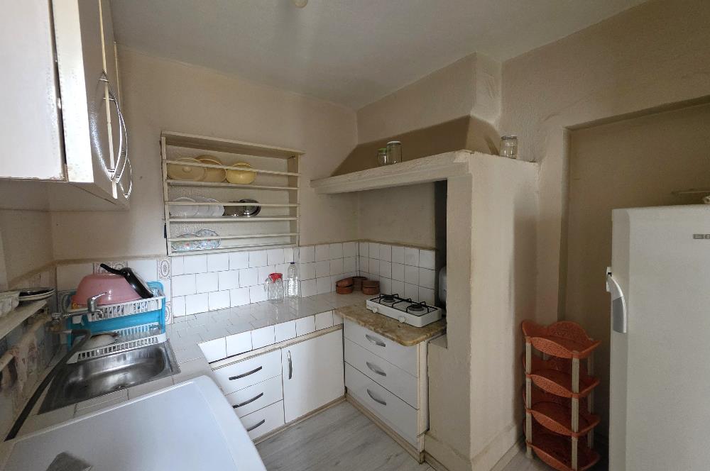 21 Cius; Satılık 1+1 Daire: Klima, Soba, Çelik Kapı, 60m² Net