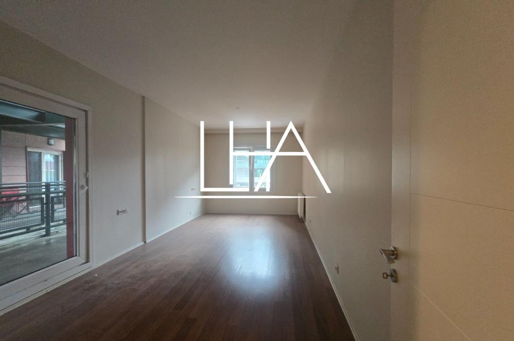 C21'DEN GÖKMAHAL SİTESİ'NDE ÇOK GENİŞ ARA KAT SATILIK DAİRE