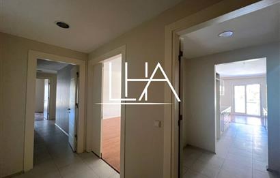 C21'DEN GÖKMAHAL SİTESİ'NDE ÇOK GENİŞ ARA KAT SATILIK DAİRE