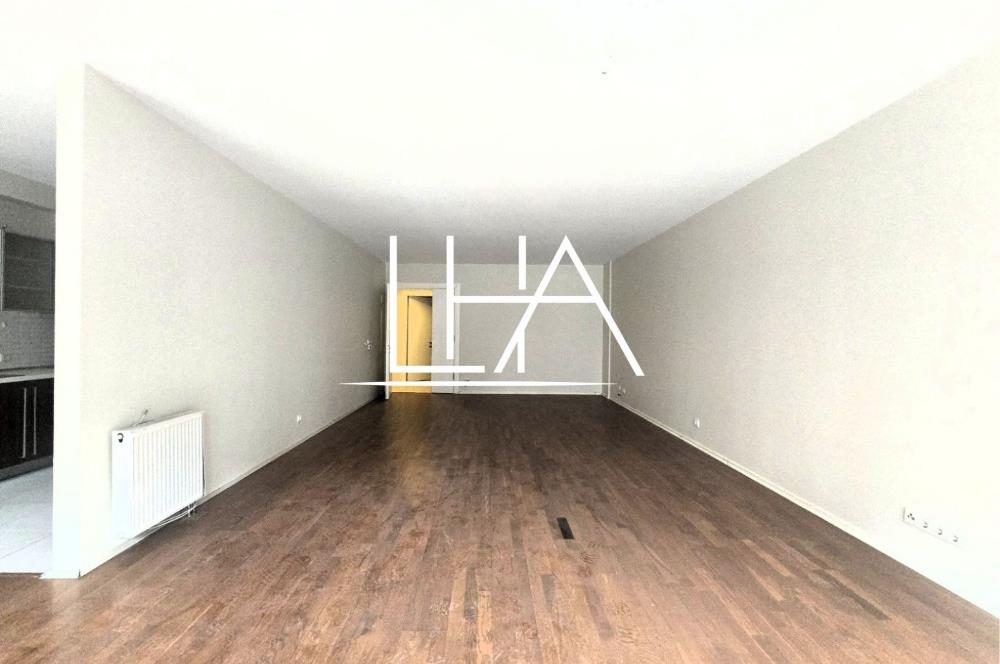 C21'DEN GÖKMAHAL SİTESİ'NDE ÇOK GENİŞ ARA KAT SATILIK DAİRE