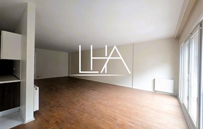 C21'DEN GÖKMAHAL SİTESİ'NDE ÇOK GENİŞ ARA KAT SATILIK DAİRE