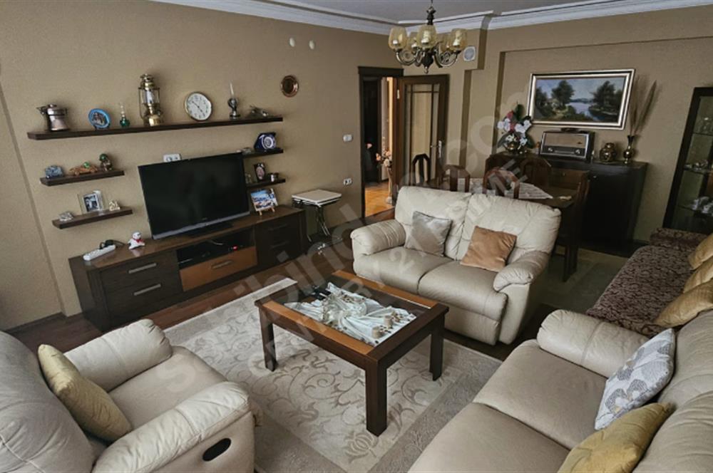 Kartal Cevizlide 3+1 Satılık Daire