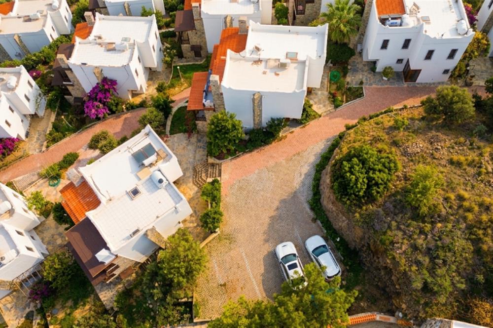 Yalıkavak Tilkicik Deniz Manzaralı Eşyalı Kiralık Dubleks Daire