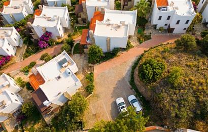 Yalıkavak Tilkicik Deniz Manzaralı Eşyalı Kiralık Dubleks Daire