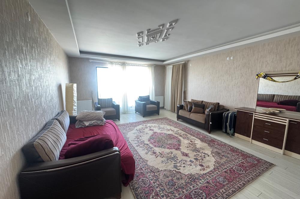 BAHÇELİEVLER’DE KİRALIK 4+1 DAİRE 