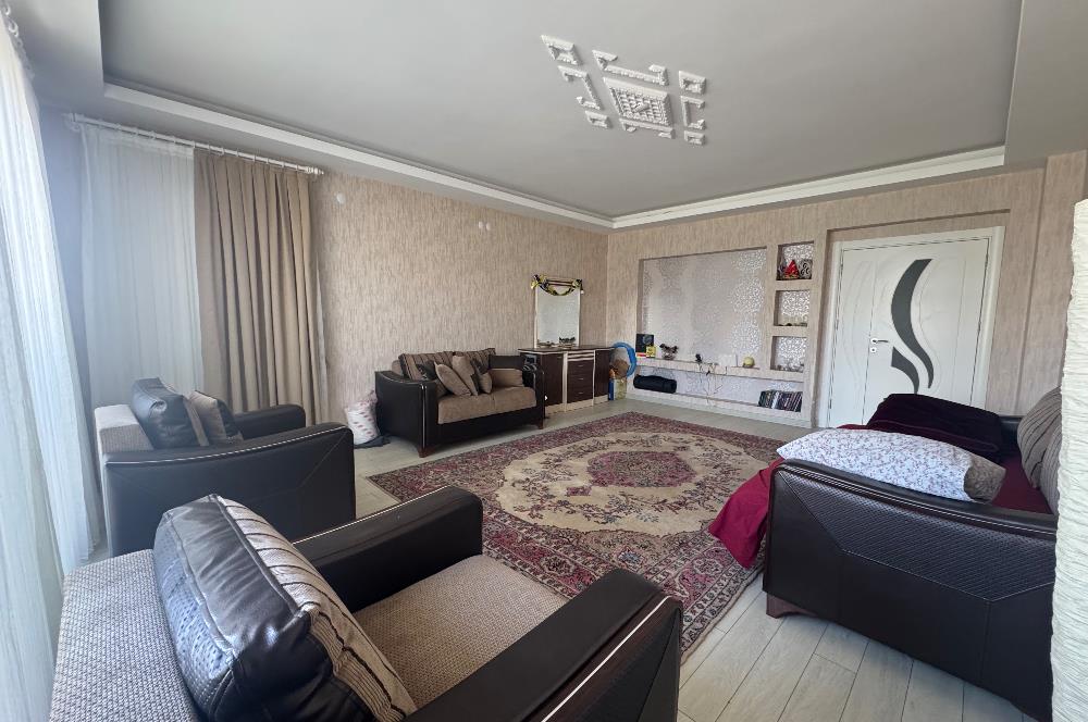 BAHÇELİEVLER’DE KİRALIK 4+1 DAİRE 