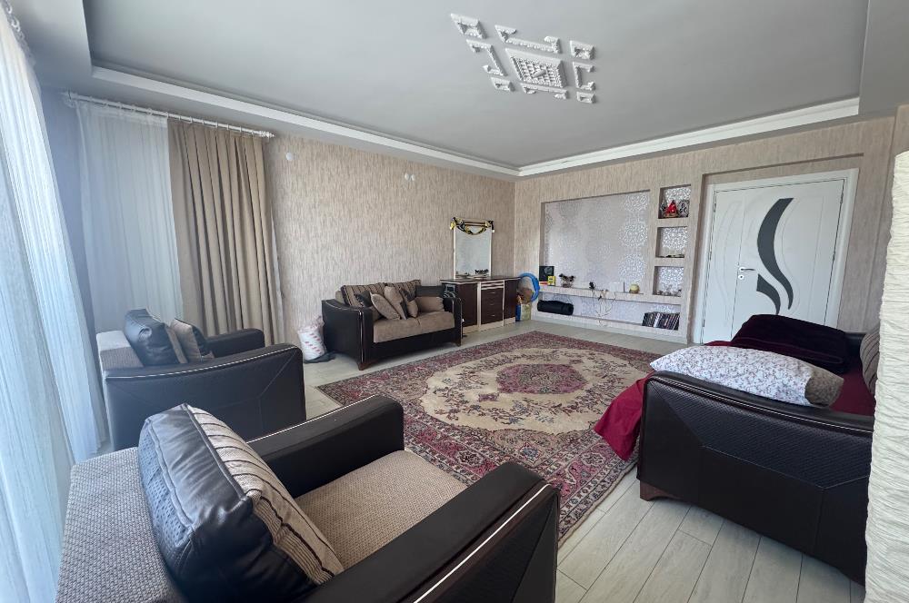 BAHÇELİEVLER’DE KİRALIK 4+1 DAİRE 